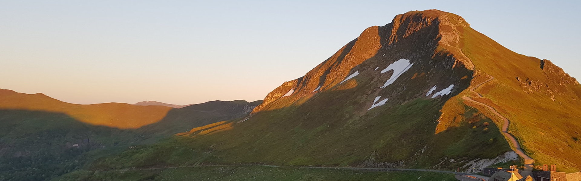 Le Falgoux d' Antan  Nature Forêt Puy Mary Cantal Auvergne