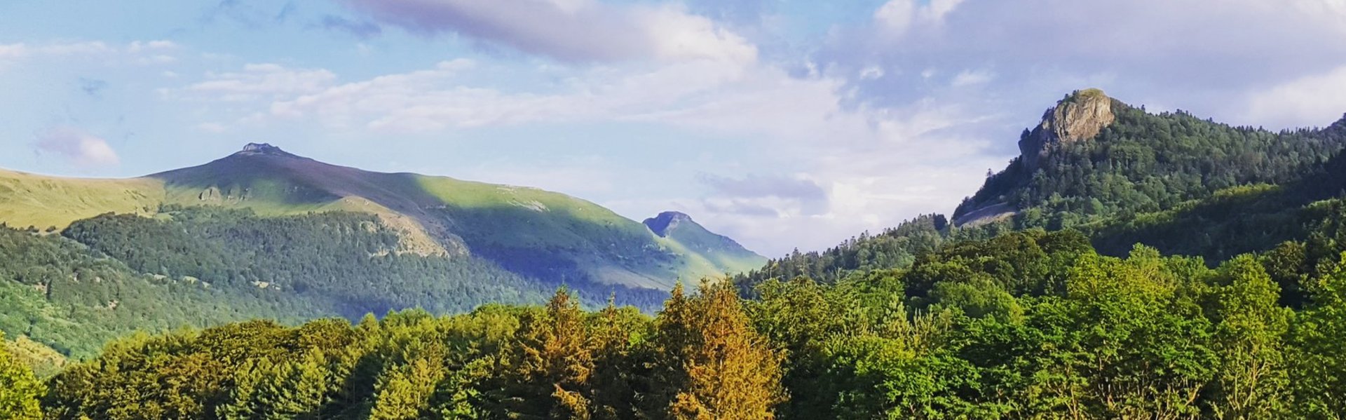 Cascades Canyoning Randonnées Vacances Forêt Cantal